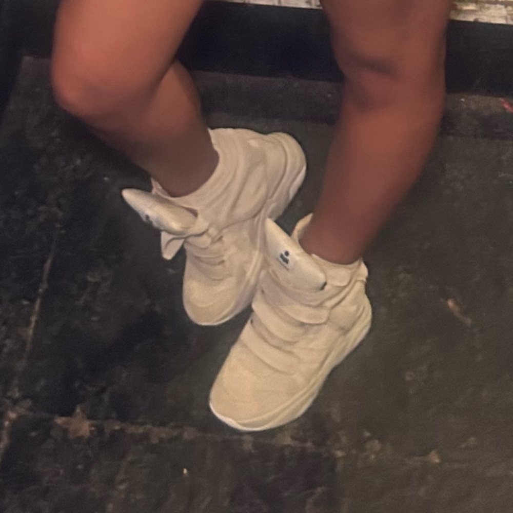 Isabel Marant Balskee Sneakers - Picture 2 of 6